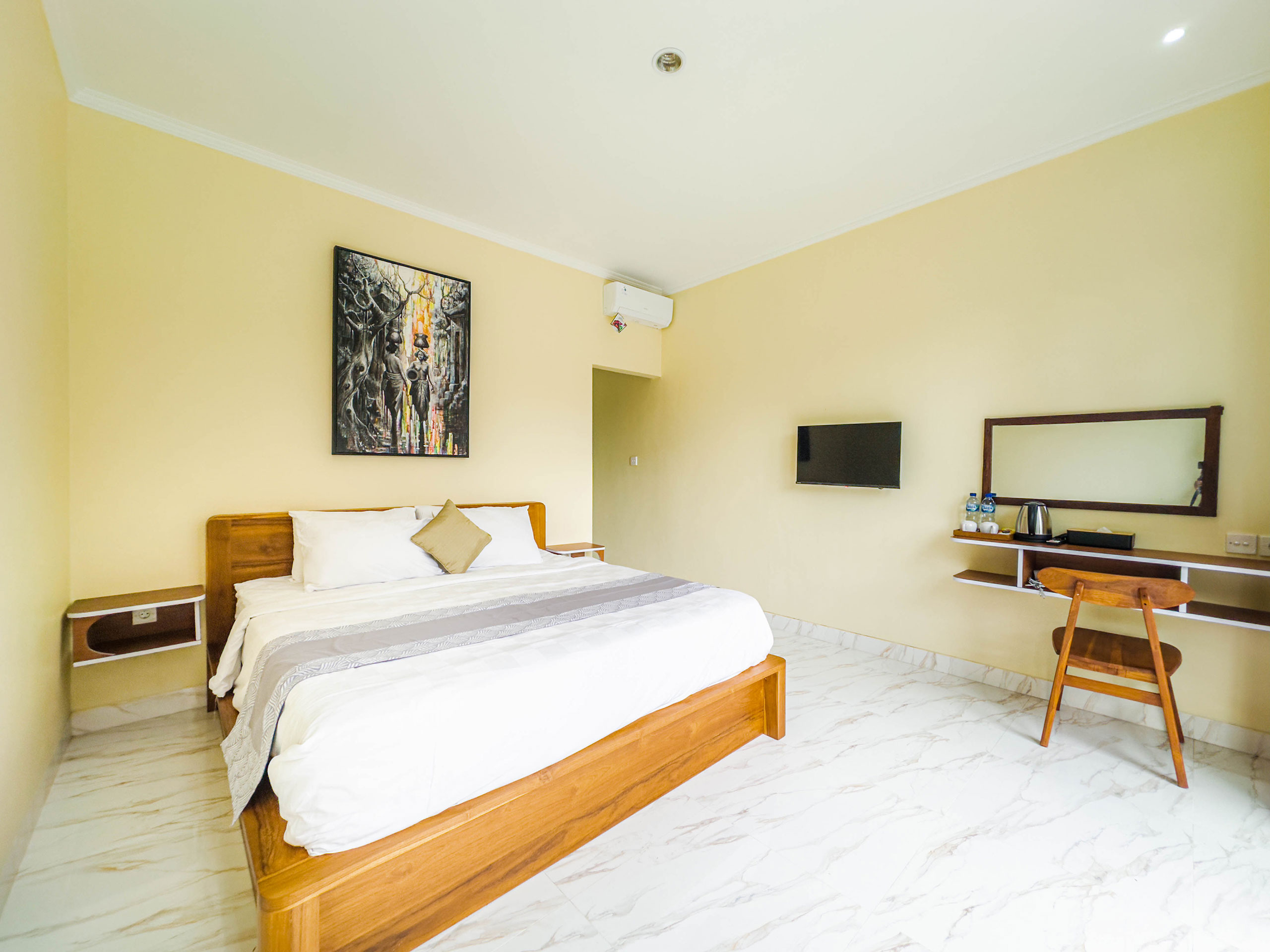 2-kubumanah-deluxebathub-bedroom-13032025