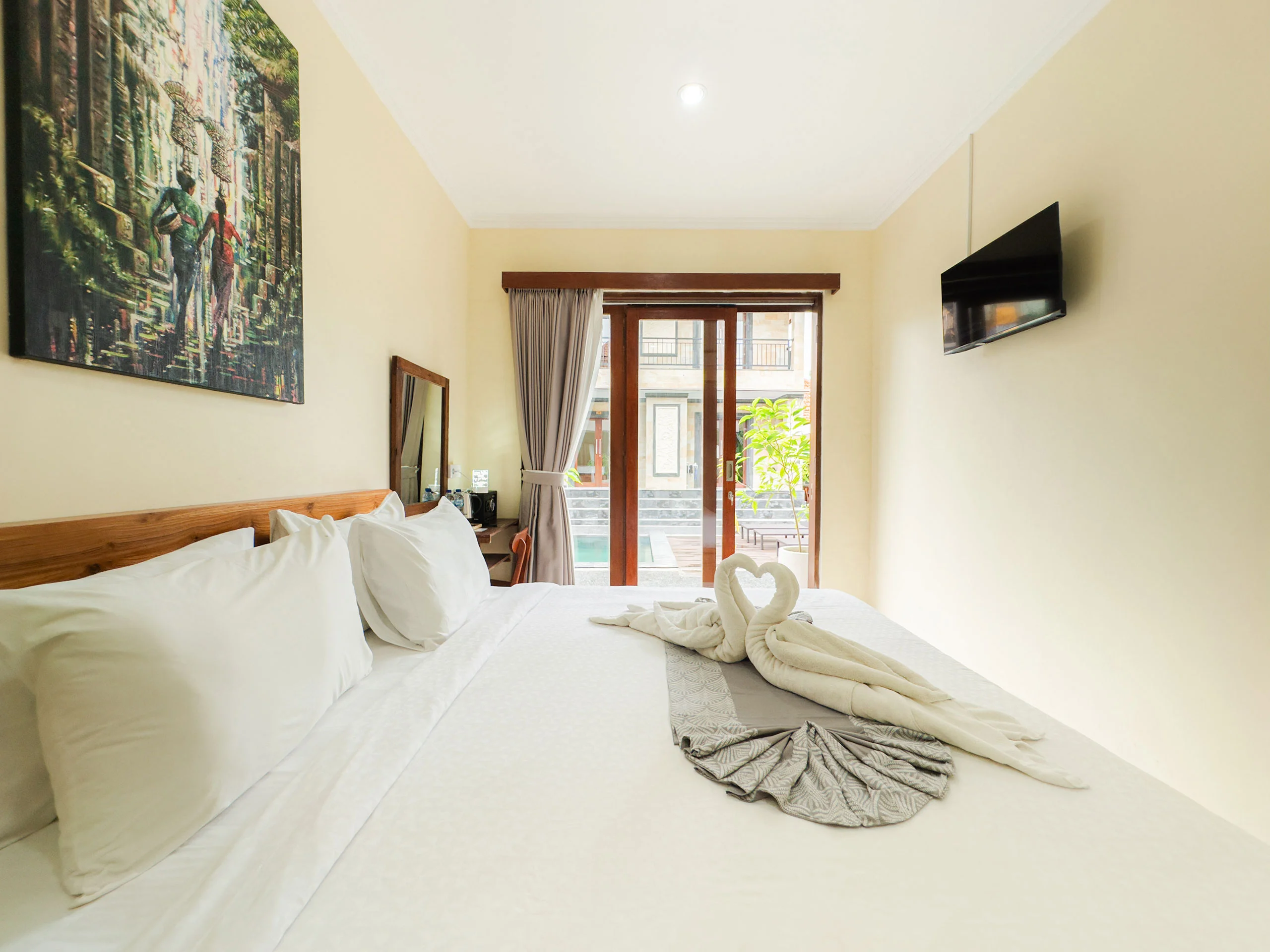 kubumaha-deluxe-bedroom-02022026-5